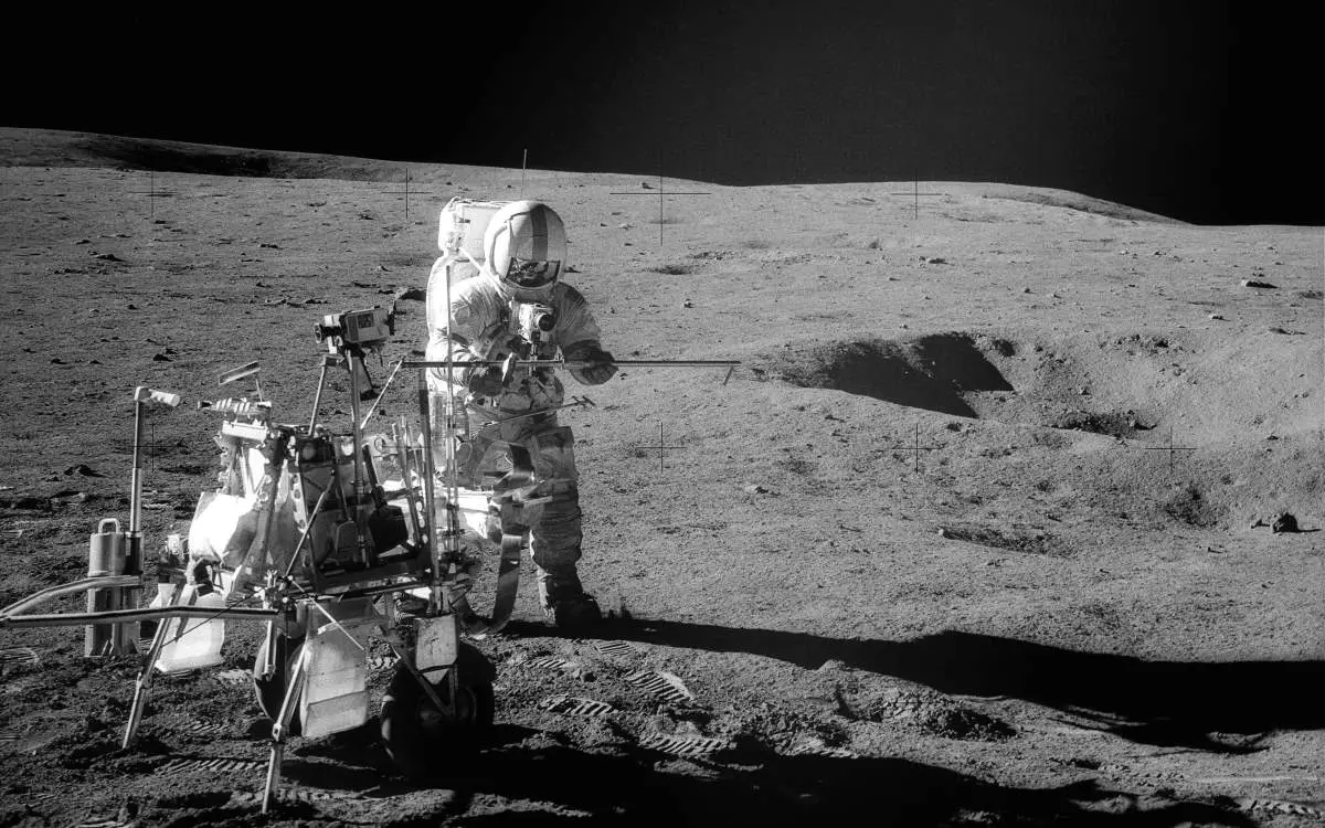 The oldest rock of Earth found on the moon