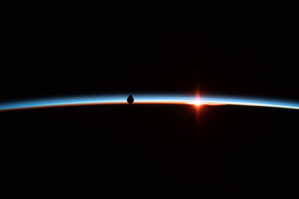 Most beautiful Earth photos from ISS - SpaceX Crew Dragon (March 4, 2019)