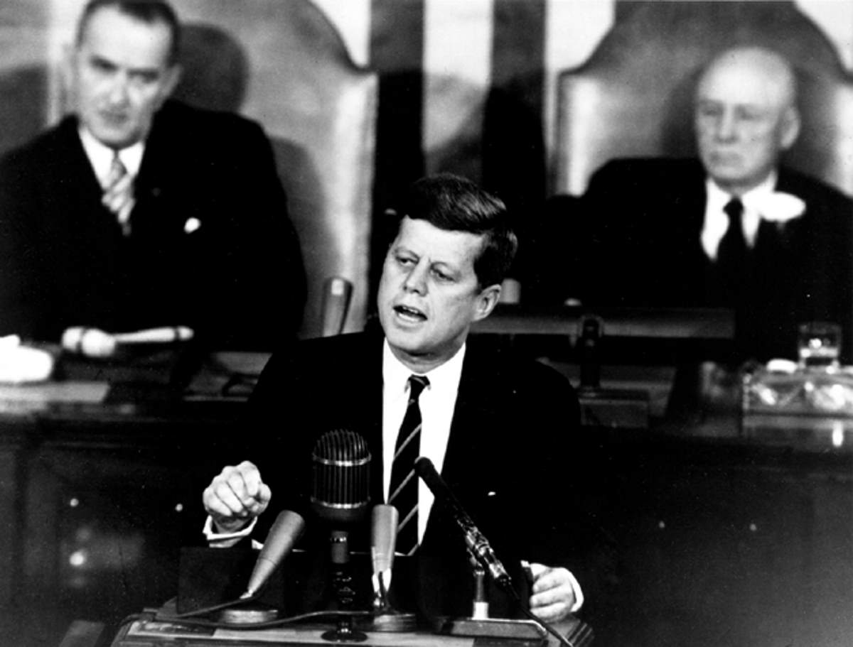 John F. Kennedy announces the Moon Landing goal on May 25 1961