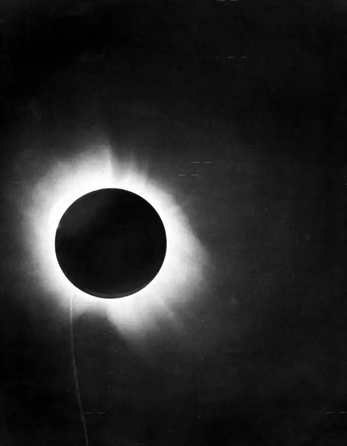 Total solar eclipse May 29 1919 General Theory of Relativity