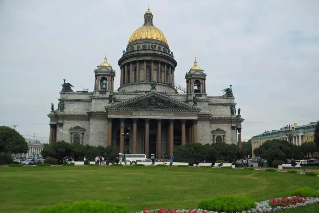 Countries having the most number of UNESCO World Heritage Sites:: Saint Isaac's Cathedral, Saint Petersburg